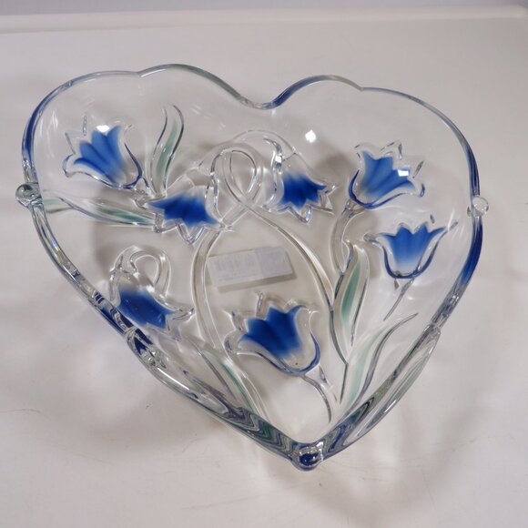 Mikasa Bluebells 9" Heart Flowers Blue with Green Leaves Stems Shaped Bowl - Picture 1 of 10